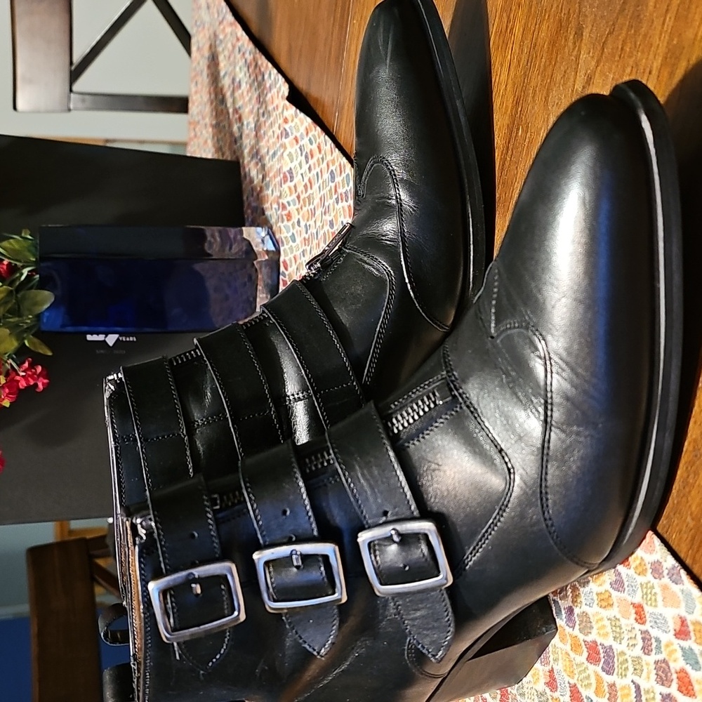 Fluevog Jack Boot M9/W11 comes with bag and original box - Picture 2 of 8